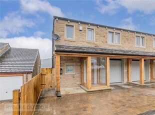 4 Bedroom House For Sale In Huddersfield, West Yorkshire