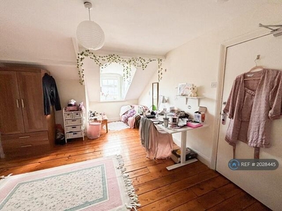 5 Bedroom Maisonette For Rent In Newcastle Upon Tyne