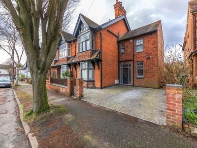5 Bedroom Semi-detached House For Sale In South Knighton