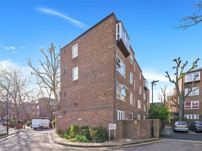 Cheadle Court, Henderson Drive, St John's Wood, London, NW8 2 bedroom flat/apartment in Henderson Drive
