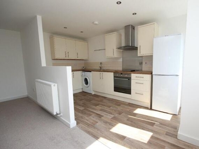 1 Bedroom Apartment For Rent In Poole, Dorset