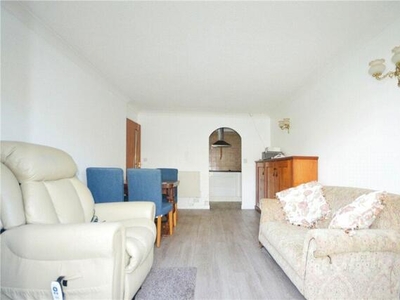 1 Bedroom Apartment For Sale In Felixstowe