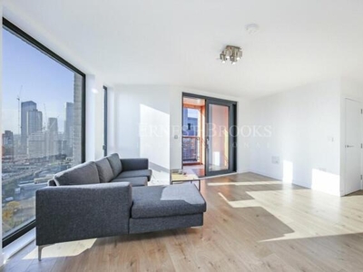 1 Bedroom Apartment For Sale In Williamsburg Plaza, Blackwall