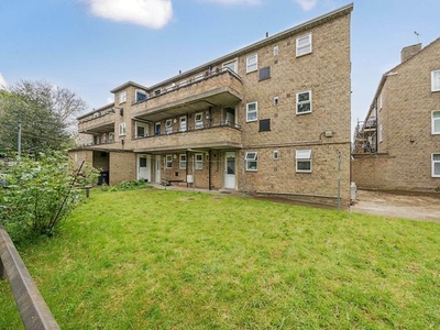 1 bedroom apartment for sale Reading, RG4 8BJ