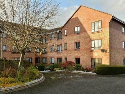 1 Bedroom Flat For Rent In Newcastle Under Lyme, Staffordshire