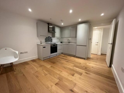 1 Bedroom Flat For Rent In Sittingbourne