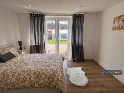 1 Bedroom Flat For Rent In Watford