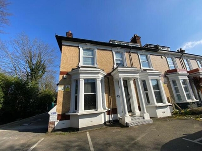 1 Bedroom Flat For Rent In Wembley, Middlesex