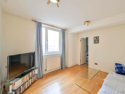 1 Bedroom Flat For Sale In Chelsea, London