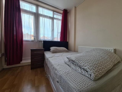 1 Bedroom House Share For Rent In Wembley