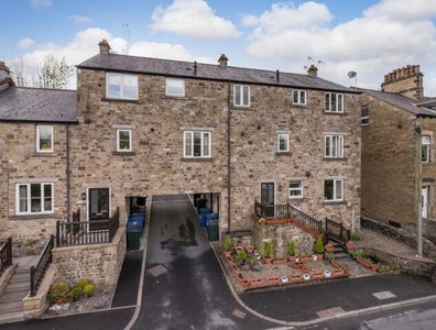 2 Bedroom Apartment For Sale In Settle