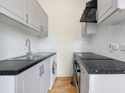 2 bedroom apartment to rent London, SE27 0HJ