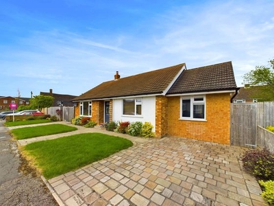 2 bedroom detached bungalow for sale Chinnor, OX39 4DW
