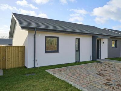 2 Bedroom Detached Bungalow For Sale In The View, Burton Waters