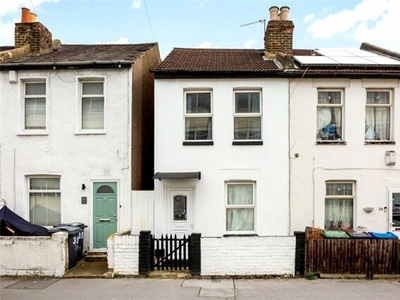 2 Bedroom End Of Terrace House For Rent In Thornton Heath