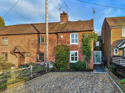 2 Bedroom End Of Terrace House For Sale In Farnham, Surrey