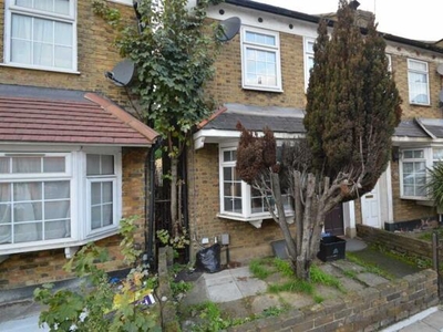 2 Bedroom End Of Terrace House For Sale In Ley Street