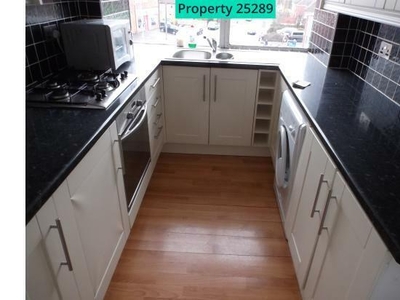 2 Bedroom Flat For Rent In Birstall, Leicester