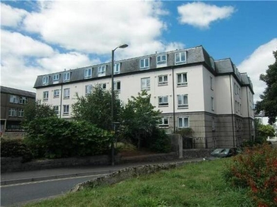 2 Bedroom Flat For Rent In Brunswick Square, Torquay