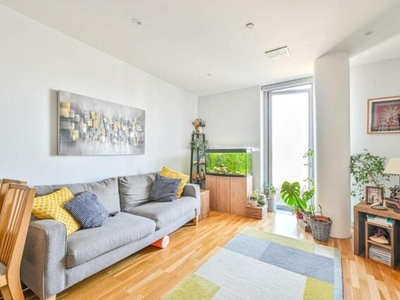 2 Bedroom Flat For Sale In Canary Wharf, London