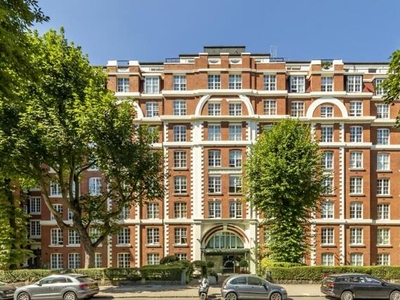 2 Bedroom Flat For Sale In Grove End Road,st Johns Wood, London