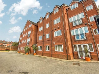 2 Bedroom Flat For Sale In Swan Lane, Coventry