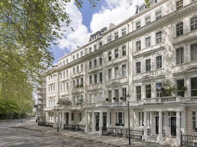 2 bedroom luxury Apartment for sale in London, United Kingdom