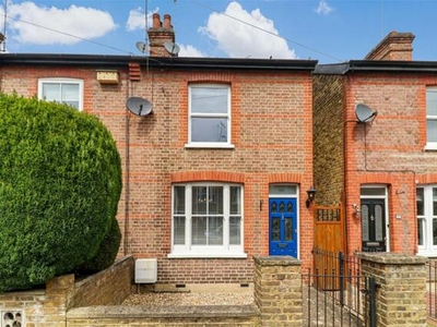 2 Bedroom Semi-detached House For Sale In Rickmansworth