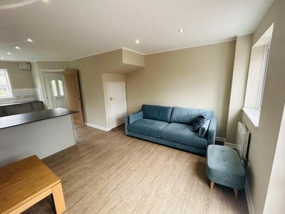 2 Bedroom Terraced House For Rent In Lenton, Nottingham