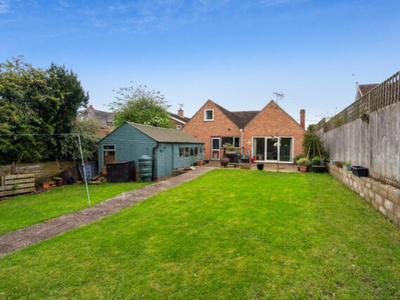 3 Bedroom Bungalow For Sale In Wantage