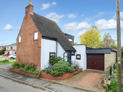 3 Bedroom Cottage For Sale In Southam, Warwickshire