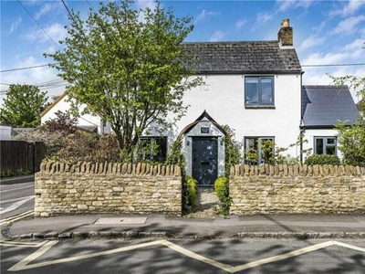 3 Bedroom Detached House For Sale In Bampton, Oxfordshire