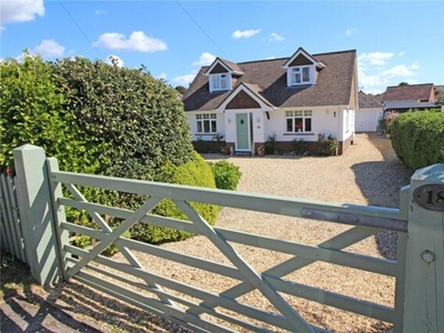 3 Bedroom Detached House For Sale In Milford On Sea, Lymington