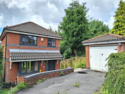 3 Bedroom Detached House For Sale In Oldham, Greater Manchester