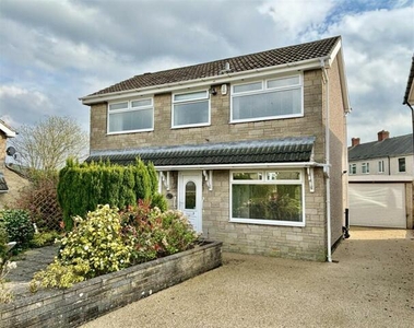 3 Bedroom Detached House For Sale In Ovenden, Halifax