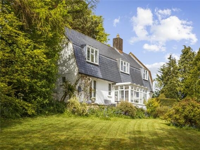 3 Bedroom Detached House For Sale In Pulborough, West Sussex
