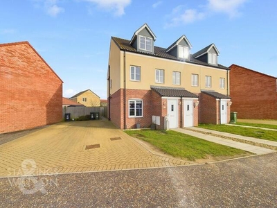 3 Bedroom End Of Terrace House For Sale In Bradwell