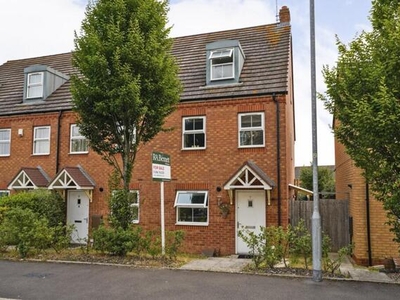 3 Bedroom End Of Terrace House For Sale In Evesham