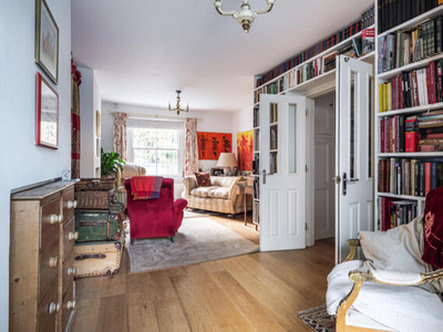3 Bedroom End Of Terrace House For Sale In
Newington Green