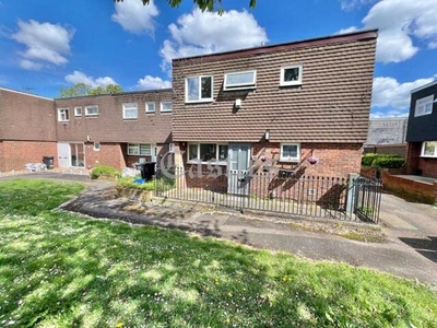 3 Bedroom End Of Terrace House For Sale In Waltham Abbey