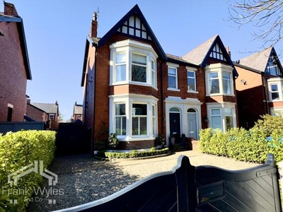 3 Bedroom Semi-detached House For Rent In Lytham St Annes