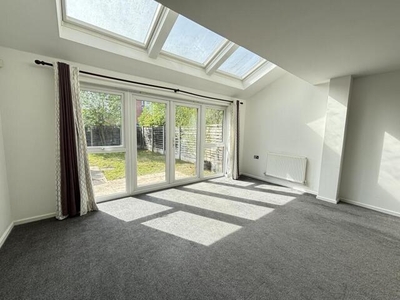 3 Bedroom Semi-detached House For Rent In Salford