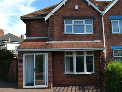 3 Bedroom Semi-detached House For Rent In Walsall, West Midlands