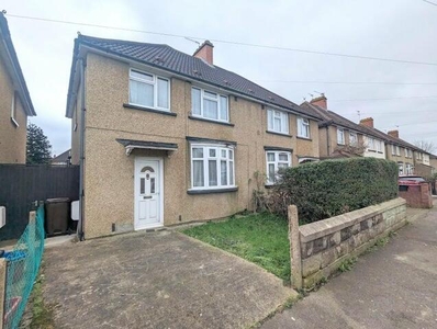 3 Bedroom Semi-detached House For Sale In Feltham