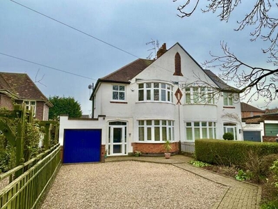 3 Bedroom Semi-detached House For Sale In Glen Parva, Leicester