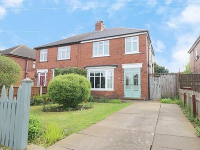 3 Bedroom Semi-detached House For Sale In Scunthorpe