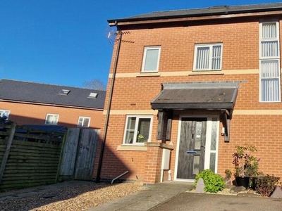 3 Bedroom Semi-detached House For Sale In Sleaford