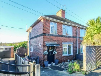 3 bedroom semi-detached house for sale Wakefield, WF2 0HX