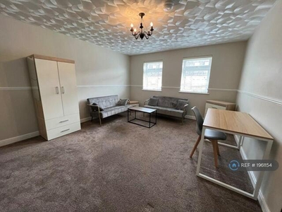 3 Bedroom Terraced House For Rent In Portsmouth