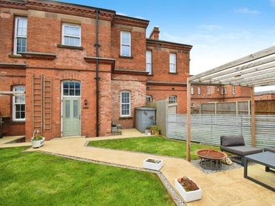 3 Bedroom Terraced House For Sale In Leicester, Leicestershire